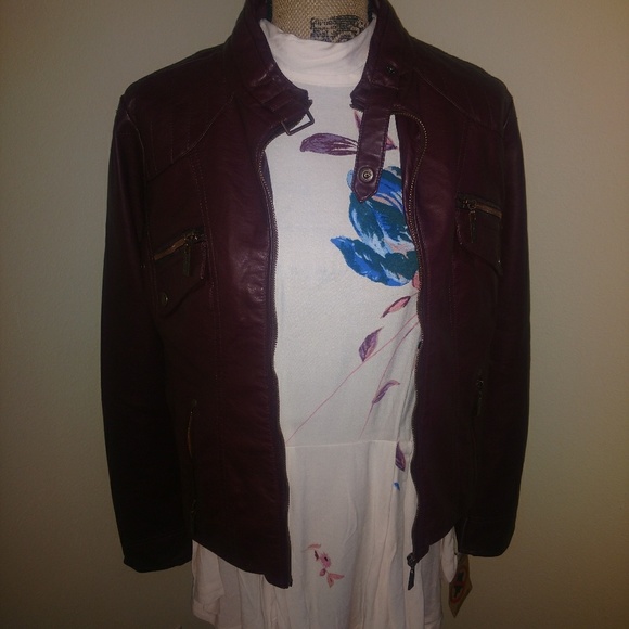 Sold - Picture 2 of 2